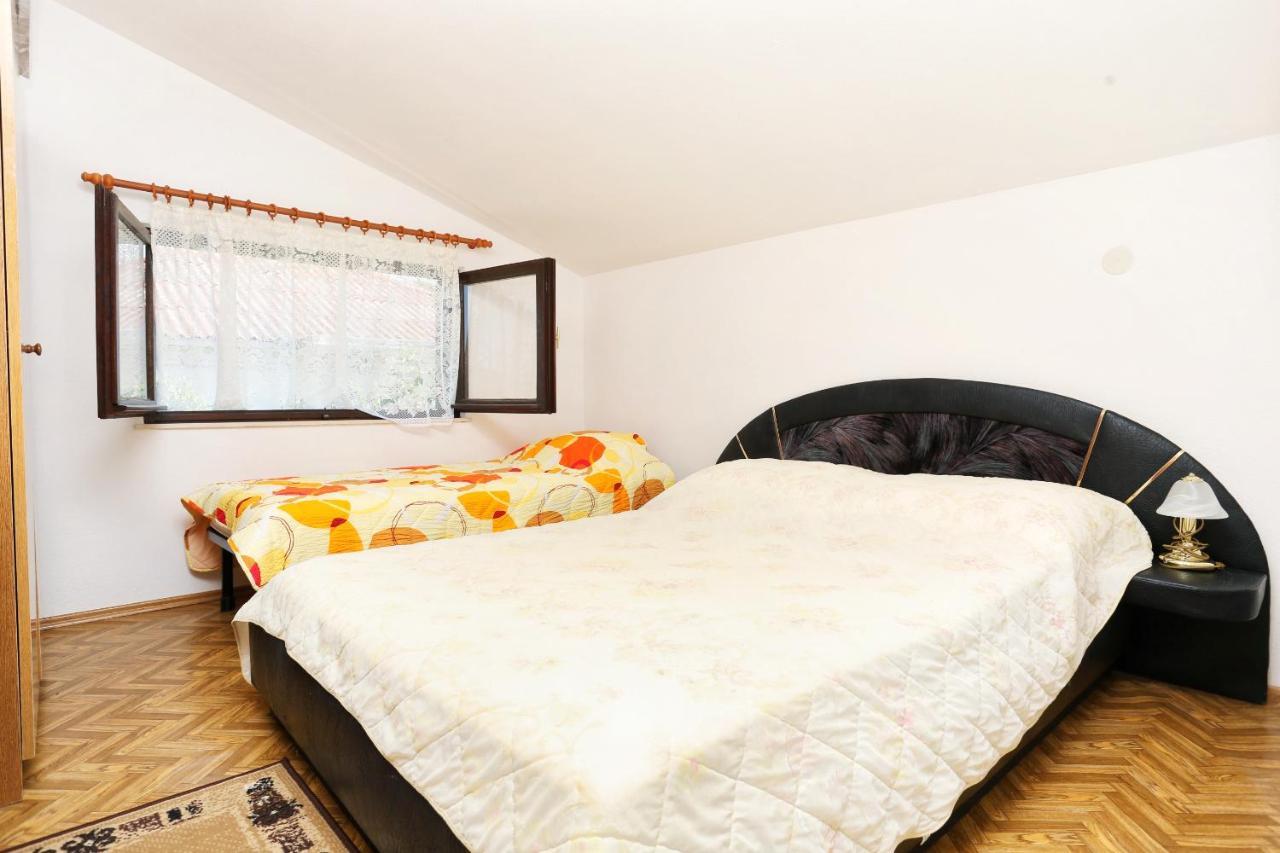 Family Friendly Seaside Apartments Razanj, Rogoznica - 10373 外观 照片