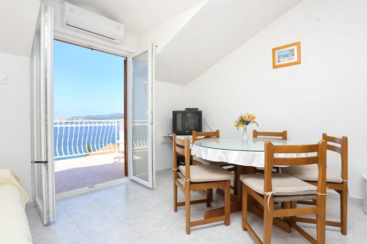 Family Friendly Seaside Apartments Razanj, Rogoznica - 10373 外观 照片