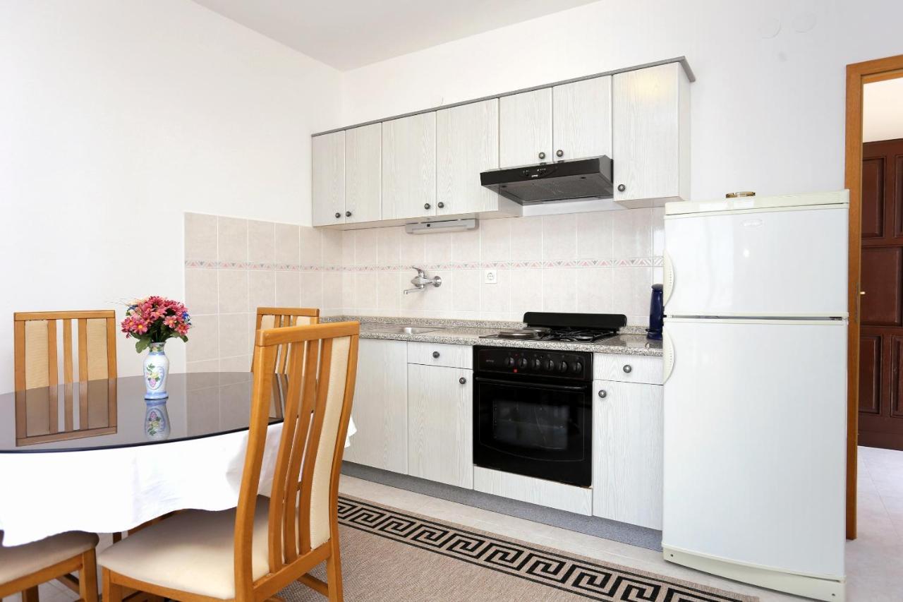 Family Friendly Seaside Apartments Razanj, Rogoznica - 10373 外观 照片