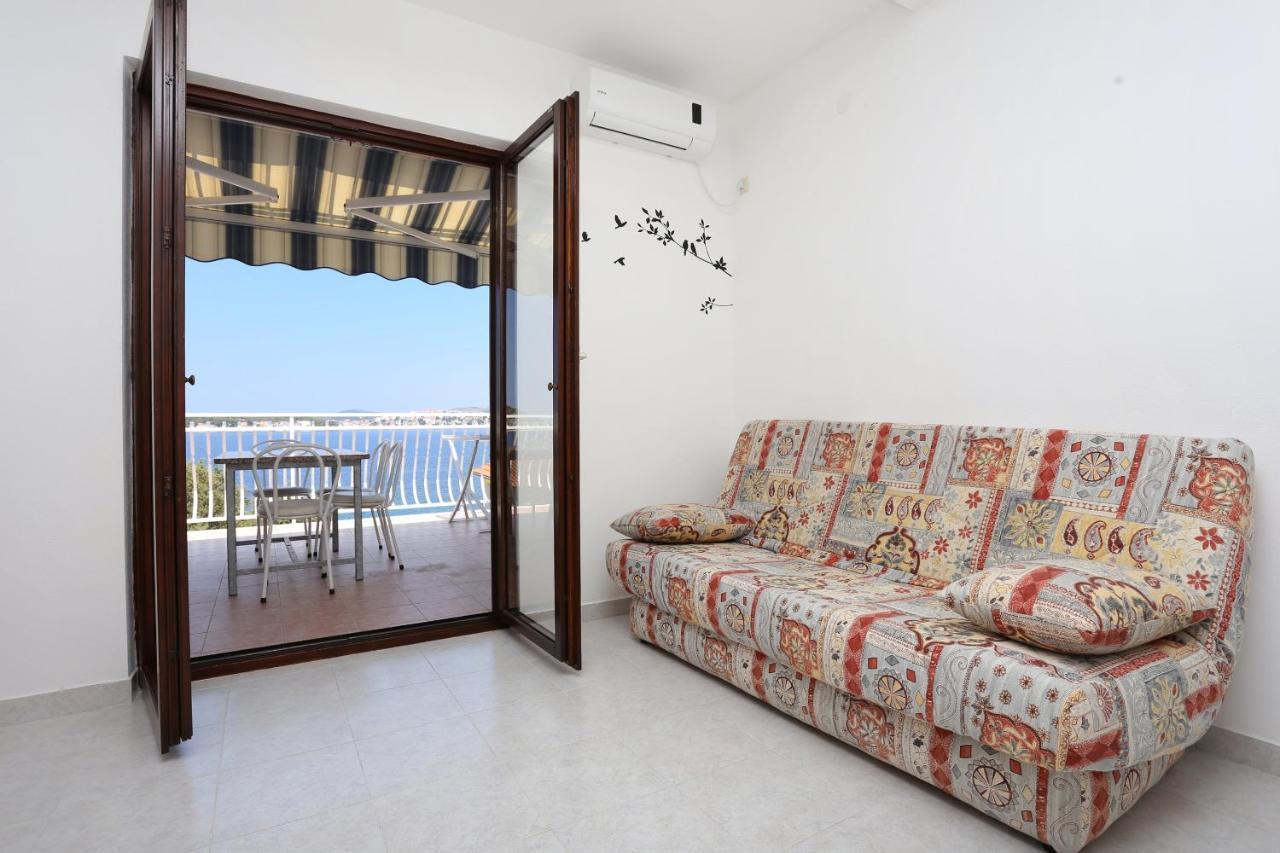 Family Friendly Seaside Apartments Razanj, Rogoznica - 10373 外观 照片