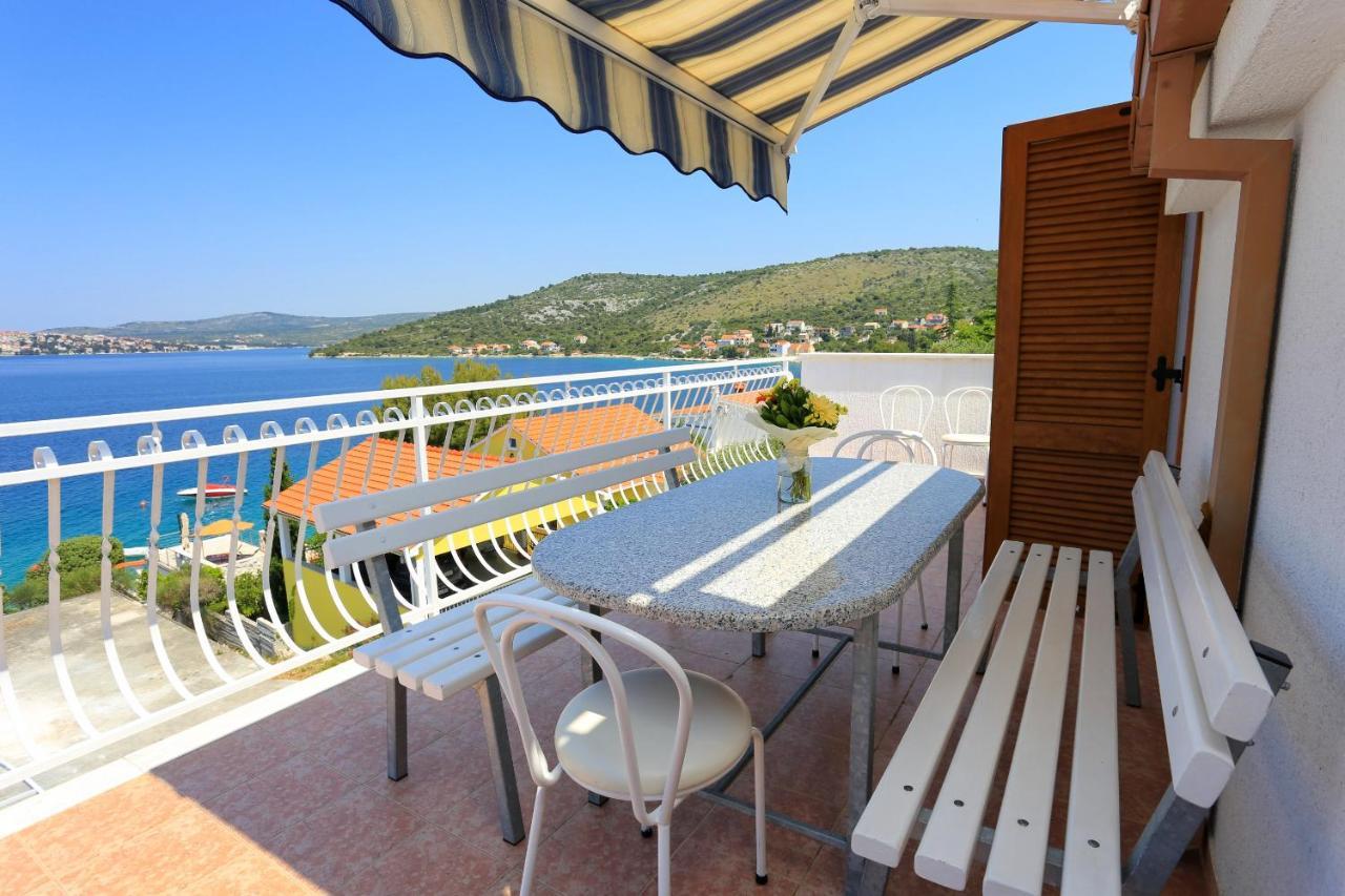 Family Friendly Seaside Apartments Razanj, Rogoznica - 10373 外观 照片