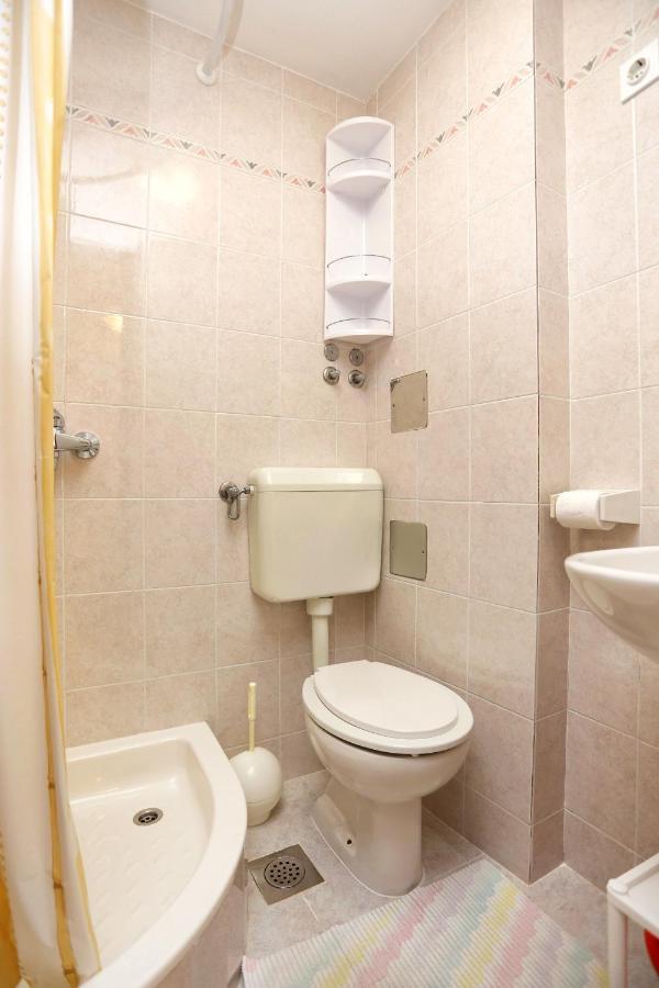 Family Friendly Seaside Apartments Razanj, Rogoznica - 10373 外观 照片