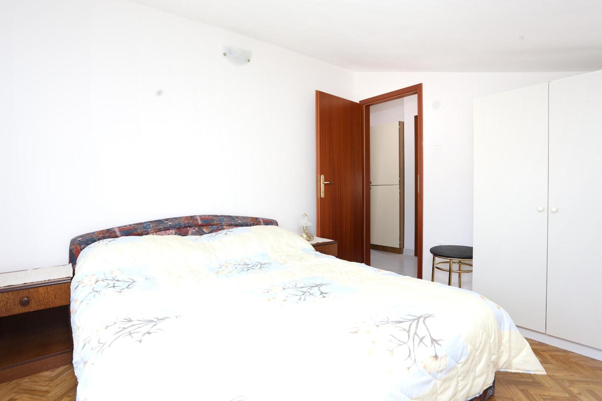 Family Friendly Seaside Apartments Razanj, Rogoznica - 10373 客房 照片